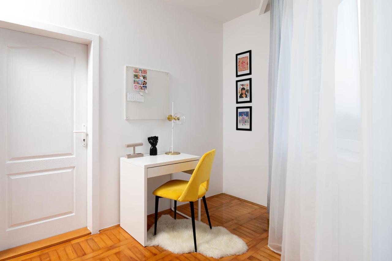 Aquarelle Apartment Суботиця Екстер'єр фото